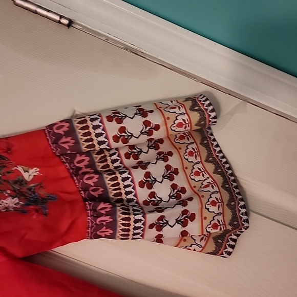 Dress - Picture 2 of 7